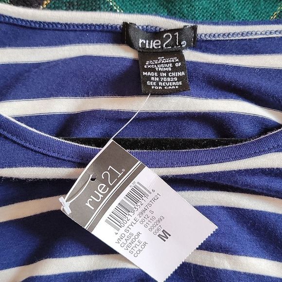 Rue21 Fresh Color Block Top 3/4 Sleeves Medium NWT - Picture 5 of 5